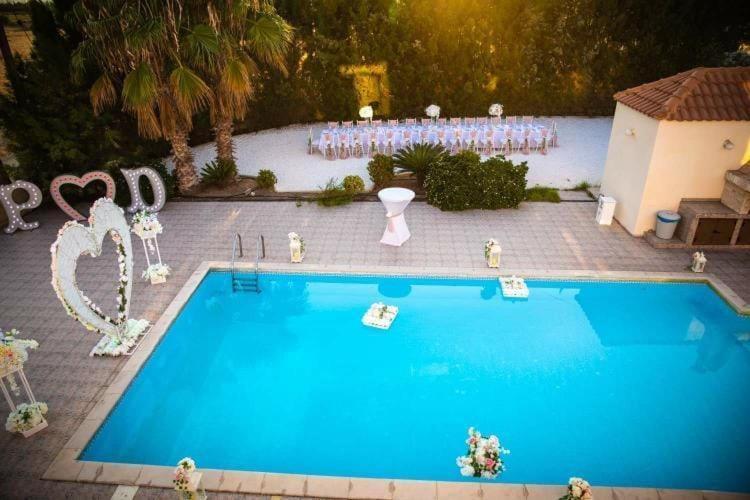Larnaca Mansion Ideal For 3 Families Or More Esterno foto