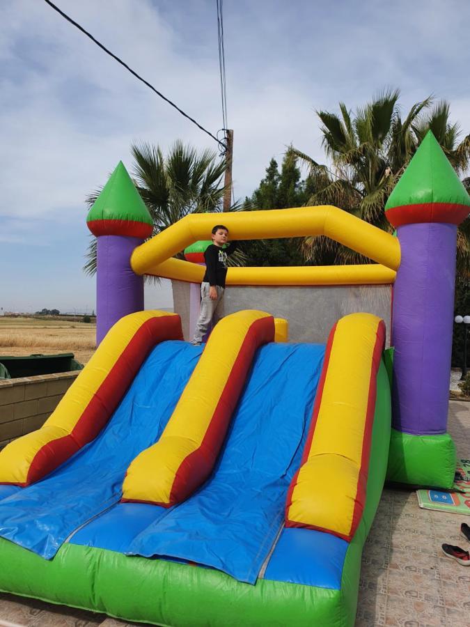 Larnaca Mansion Ideal For 3 Families Or More Esterno foto